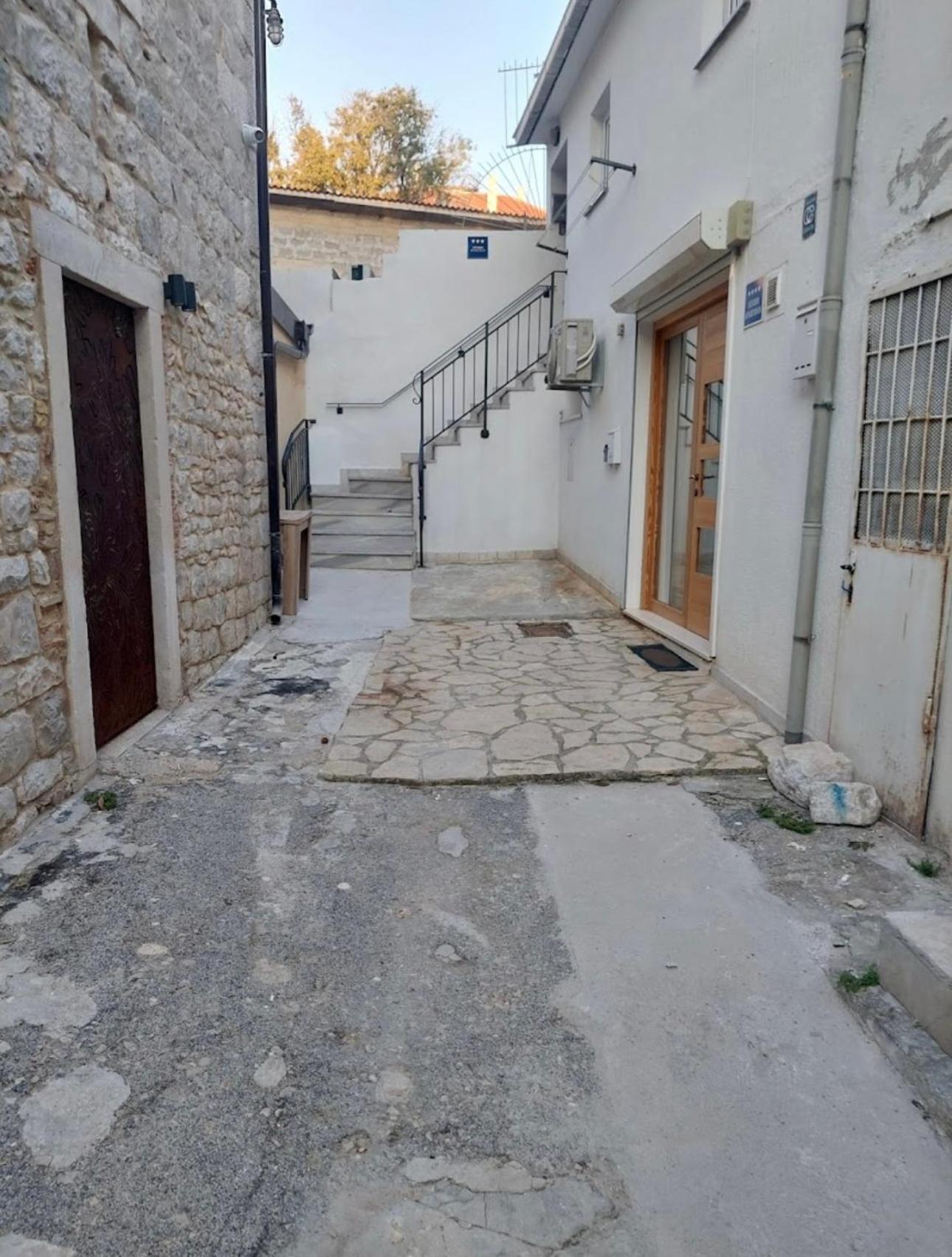 Apartamento Studio Sakic Split Exterior foto